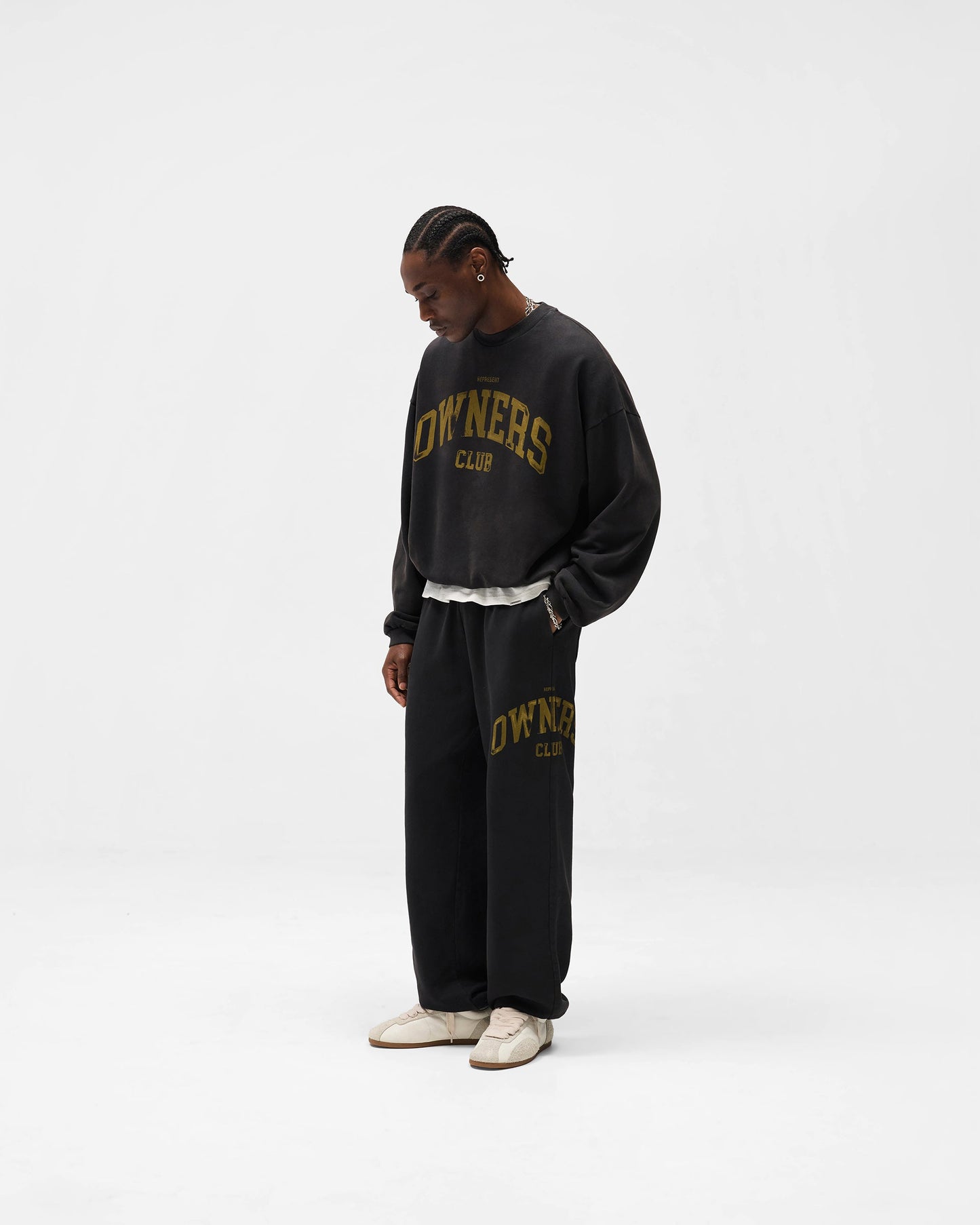 Represent Owners Club Sweater - Faded Black