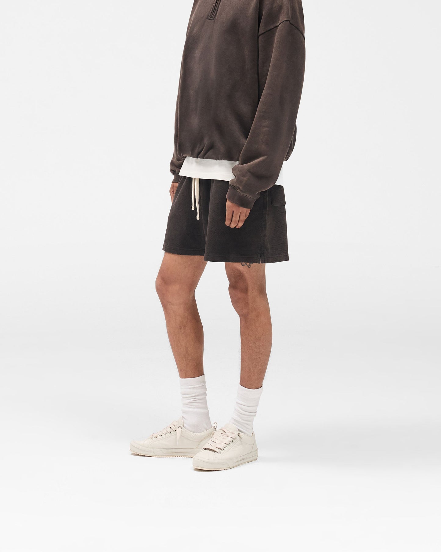 Initial Mesh Shorts - Coffee
