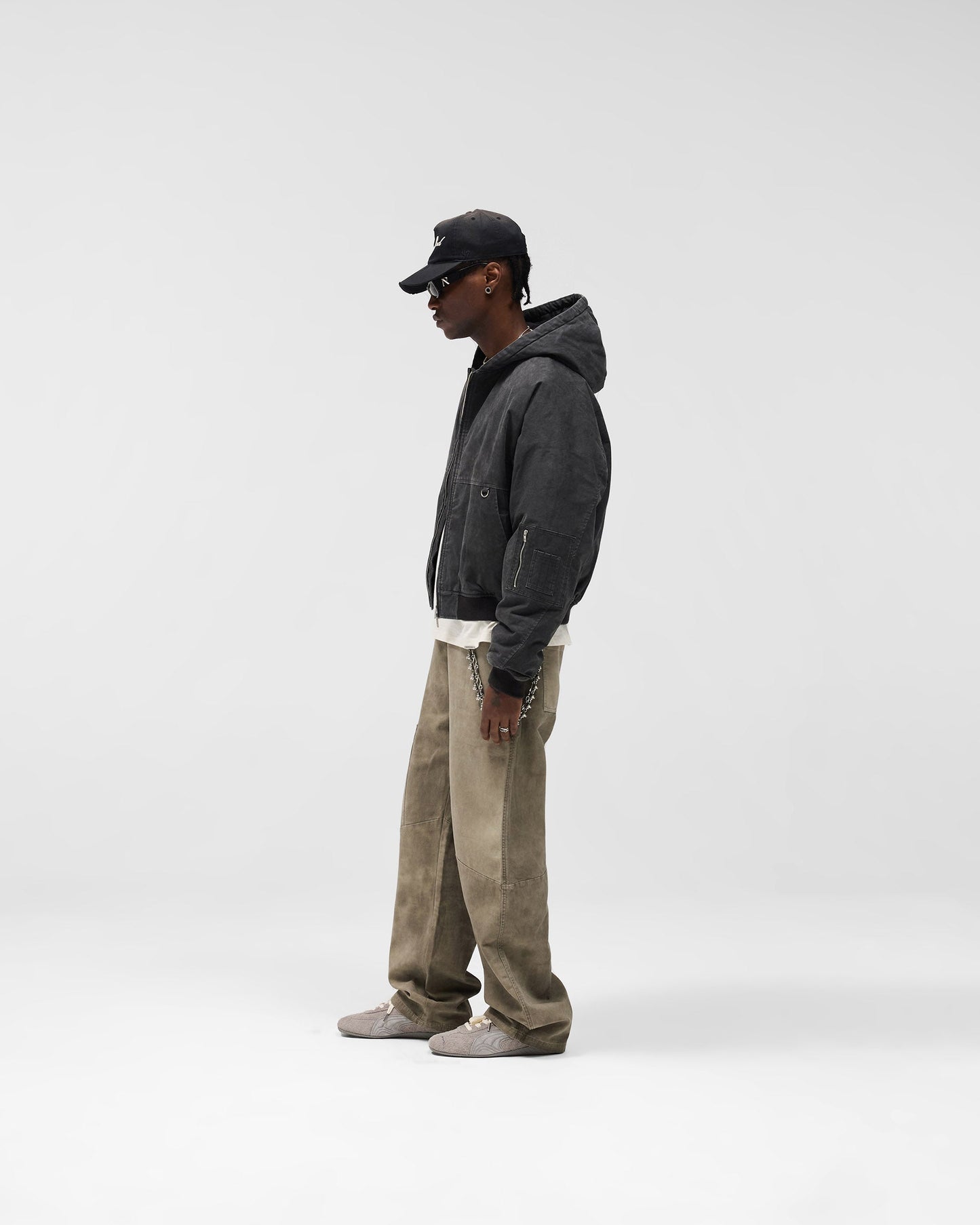 Hooded Bomber - Washed Black