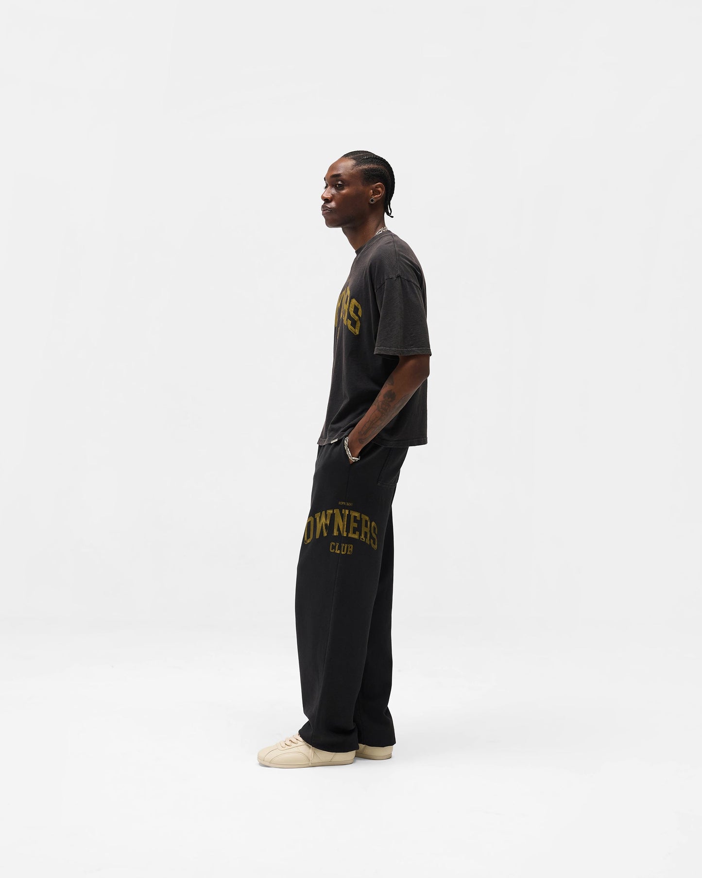 Represent Owners Club T-Shirt - Faded Black
